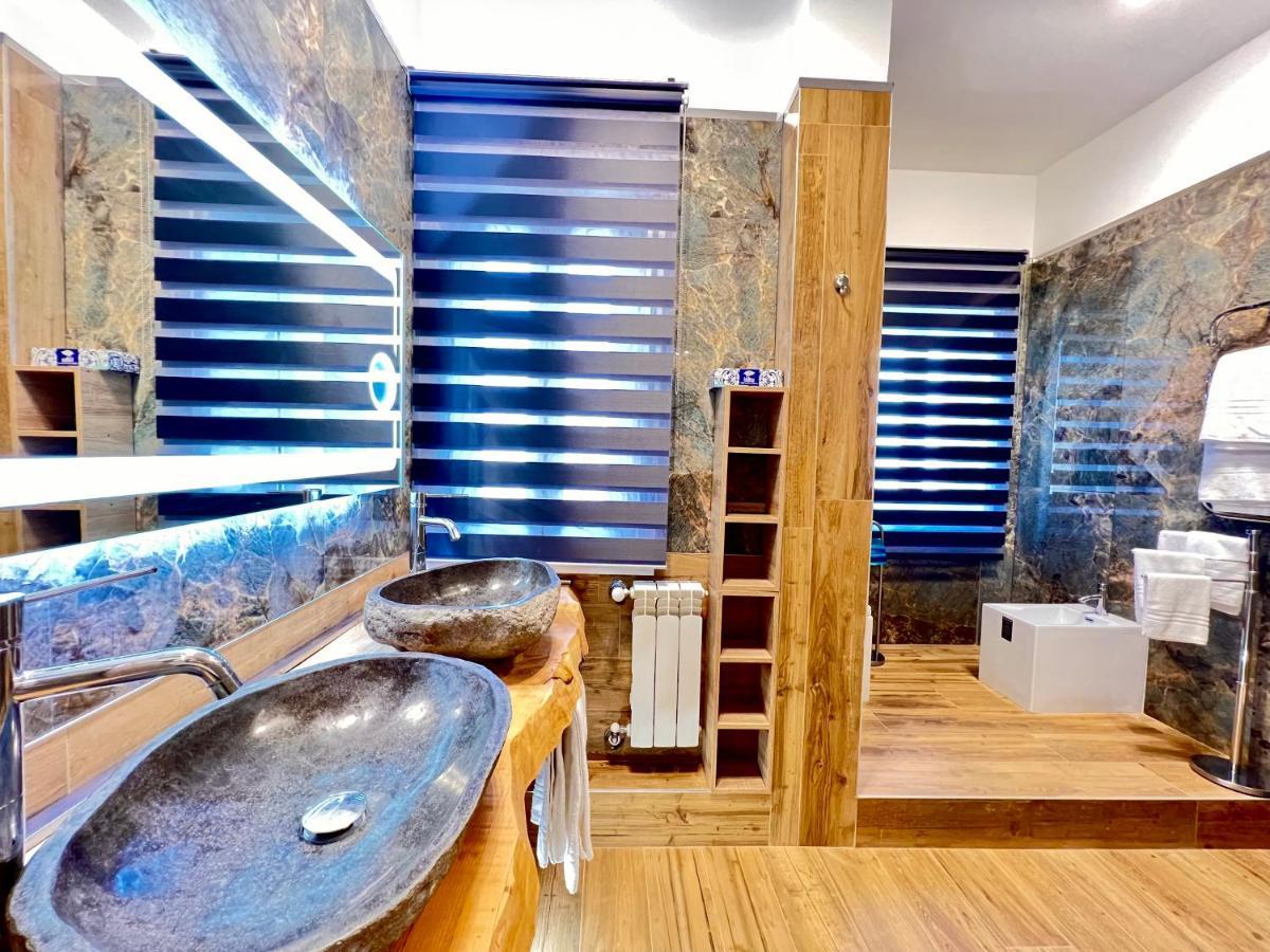 Carrubba'S Luxury Home San Giovanni La Punta Exterior foto